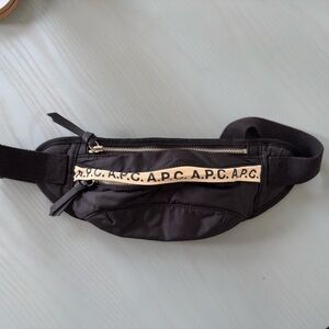A.P.C. Black Banana / Belt Bag with Sleek Design and Durable Material